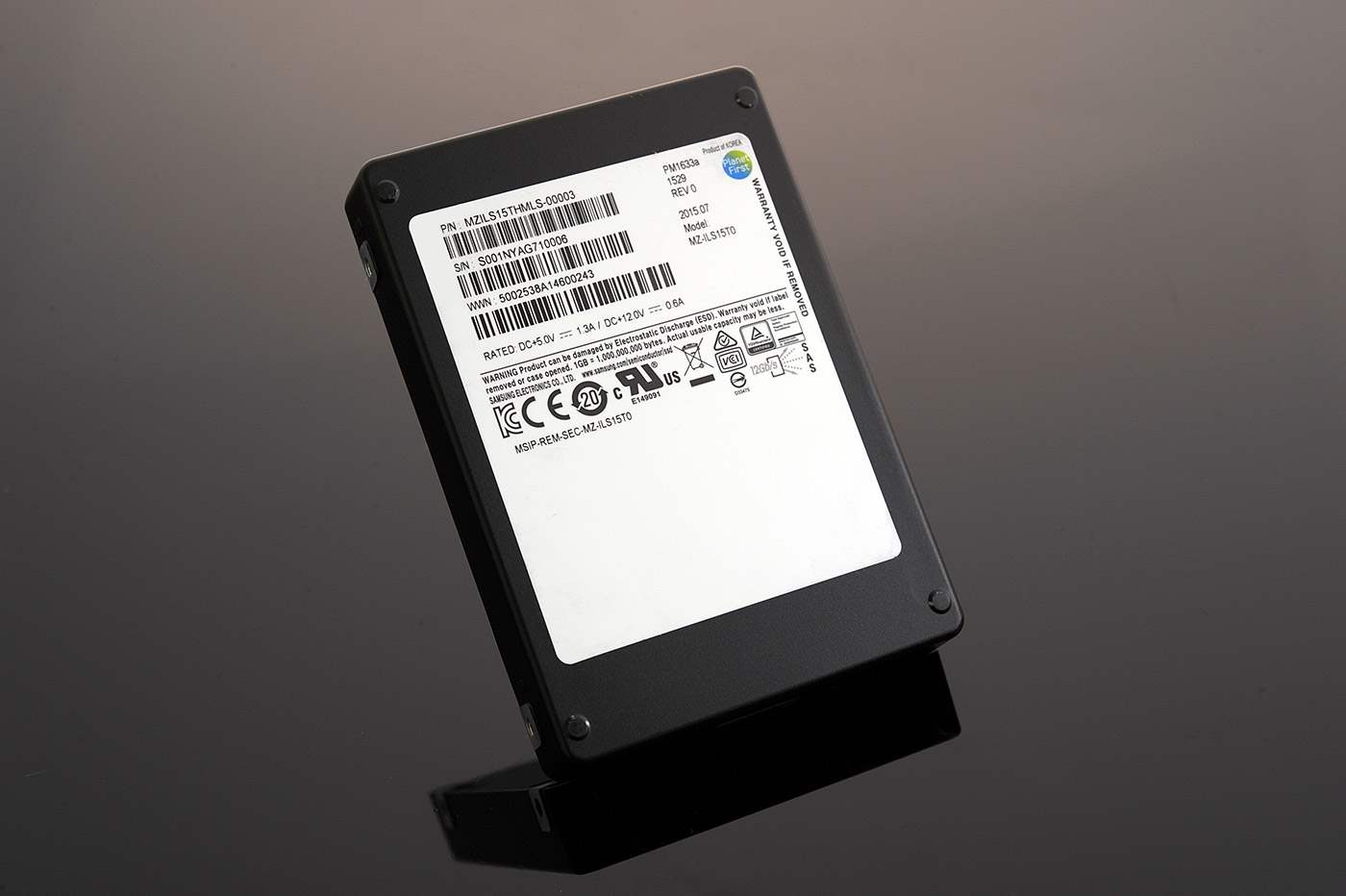 Samsung Mulai Jual SSD Dengan Kapasitas Terbesar